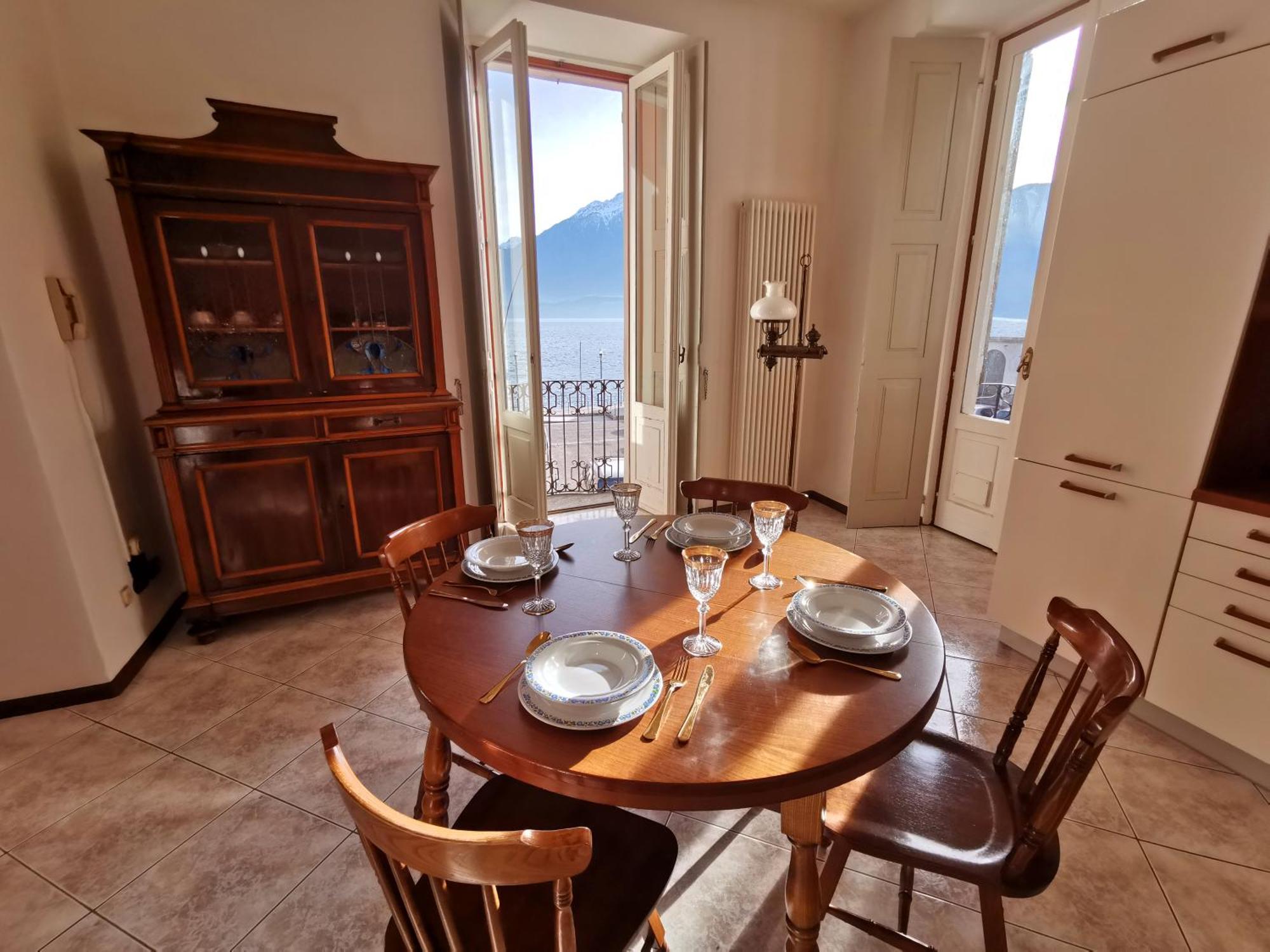 Elegant Historic Large House On Lake Como Apartment กราเวโดนา ห้อง รูปภาพ